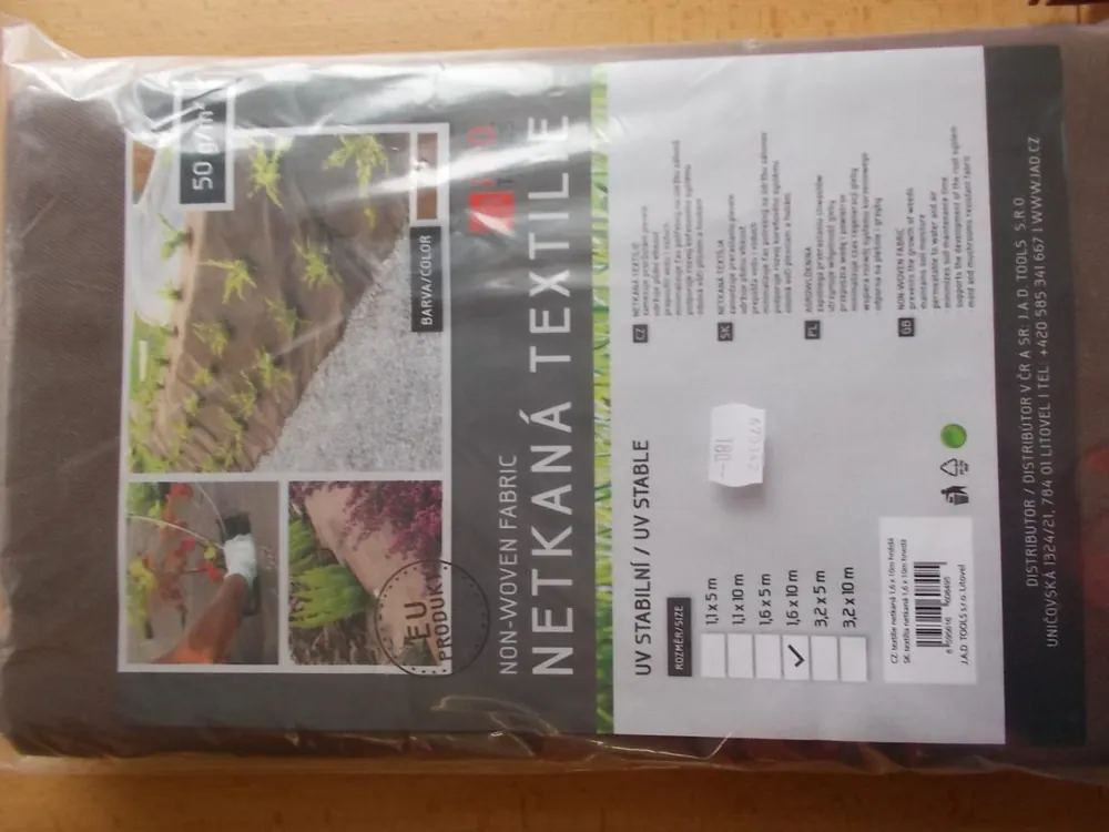 Kup Teď Textílie netkaná hnědá 1,6 x 5 m 50g/m2